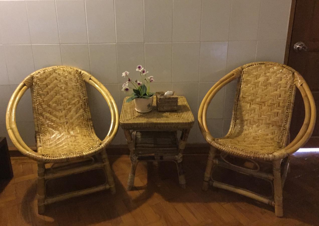 Celia Hostel Мандалей Екстериор снимка