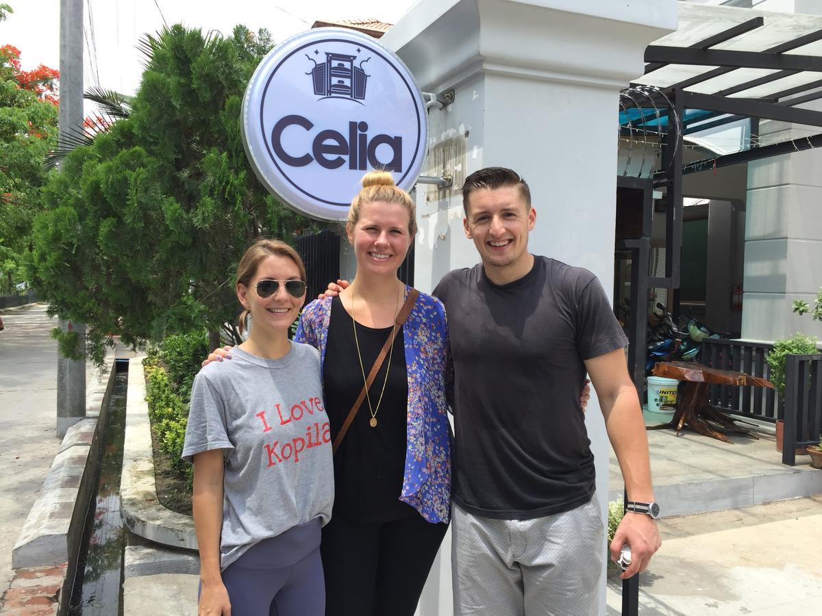 Celia Hostel Мандалей Екстериор снимка